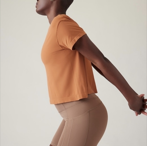 🌸 Athleta Ether Seamless Tee in Sunbaked Clay NWT - Picture 5 of 16